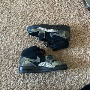 nike jordan legacy 312